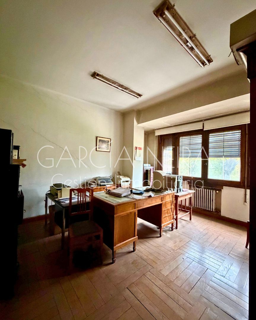 Flat for sale in Oviedo   with Heating, Parquet flooring and Furnished