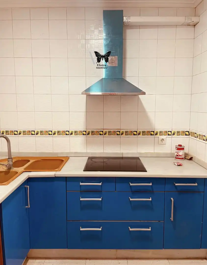 Cocina de Piso en venta en Mieres (Asturias) con Terraza y Trastero