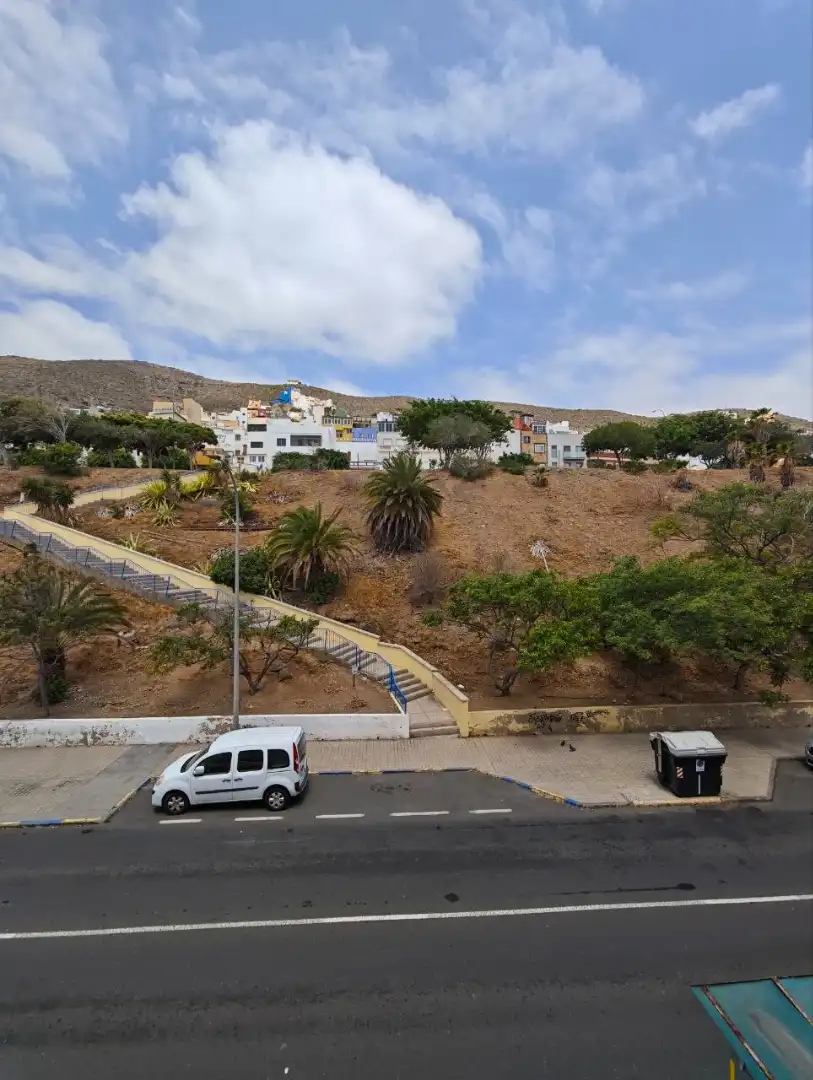 Vista exterior de Pis en venda en Las Palmas de Gran Canaria amb Traster i Balcó