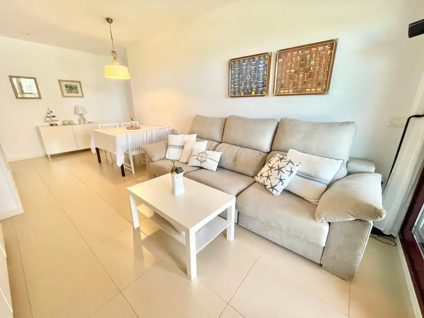 Sala de estar de Apartamento de alquiler en Pilar de la Horadada con Piscina, Amueblado y Lavadora