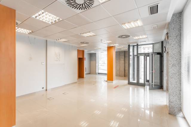 Local comercial en Alquiler en Berriozar - avenida guipuzkoa, 30 en Berriozar