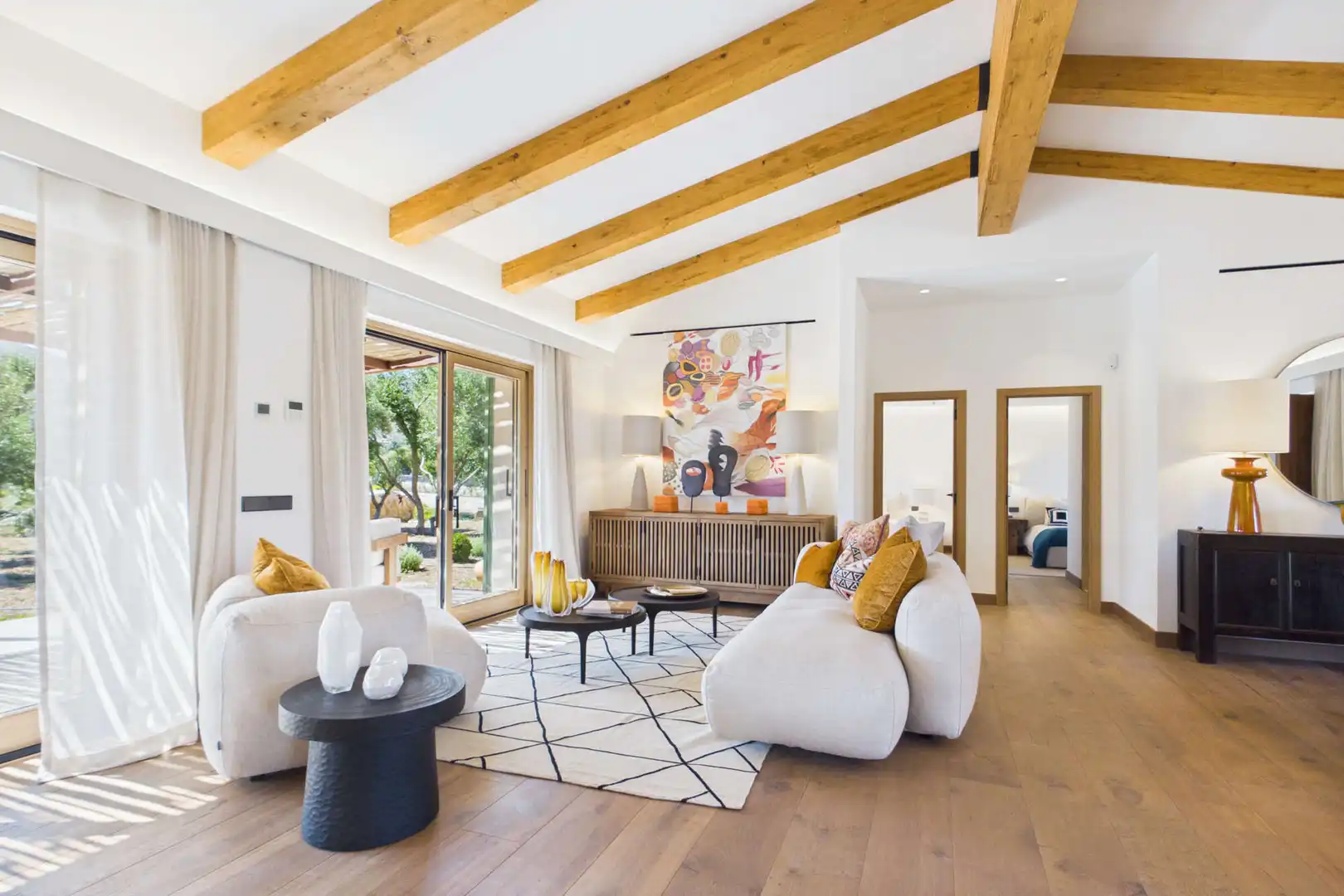 Sala de estar de Finca rústica en venta en Capdepera con Aire acondicionado, Calefacción y Parquet
