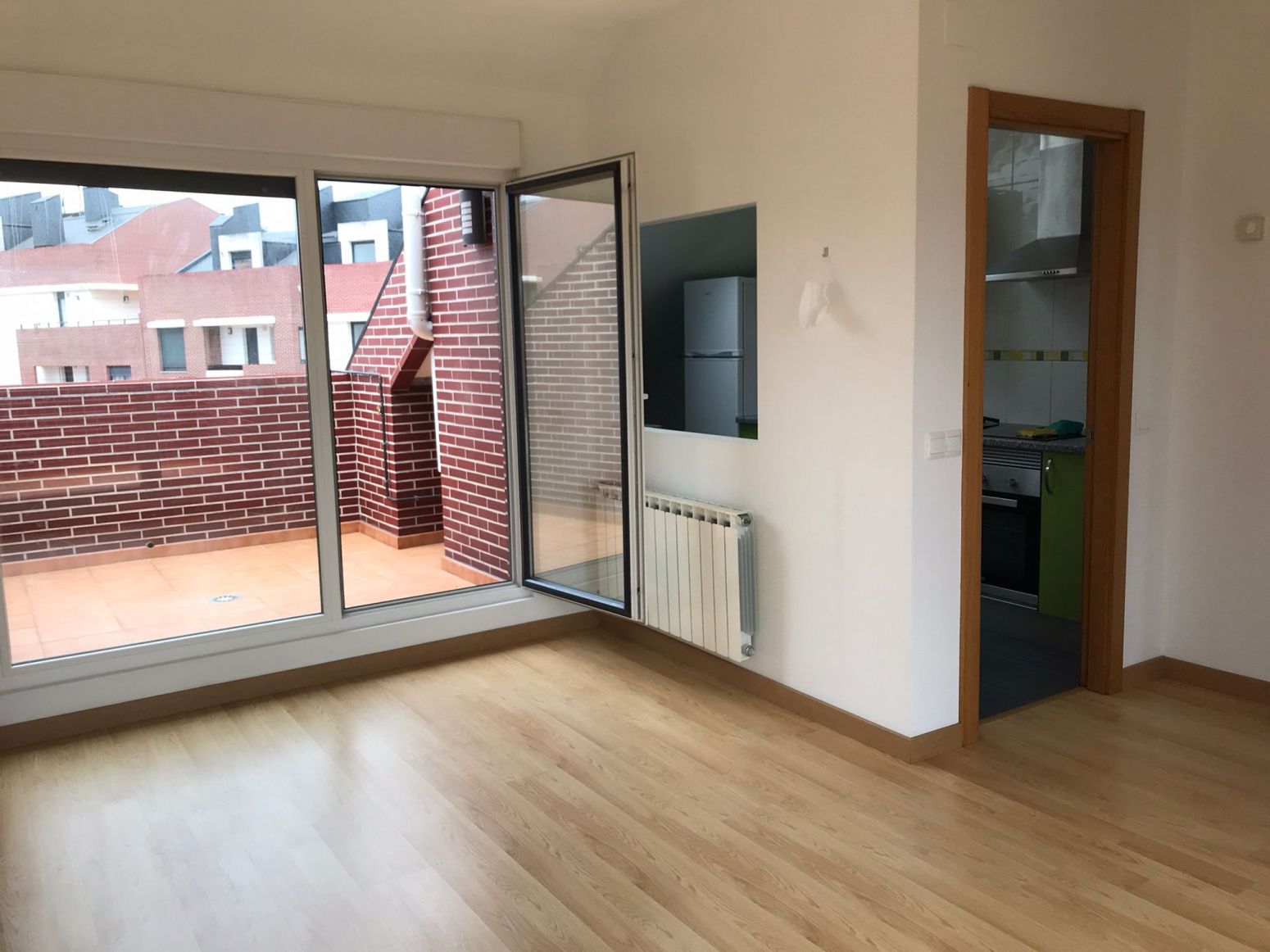 Dormitori de Àtic de lloguer en Polanco amb Calefacció, Parquet i Terrassa
