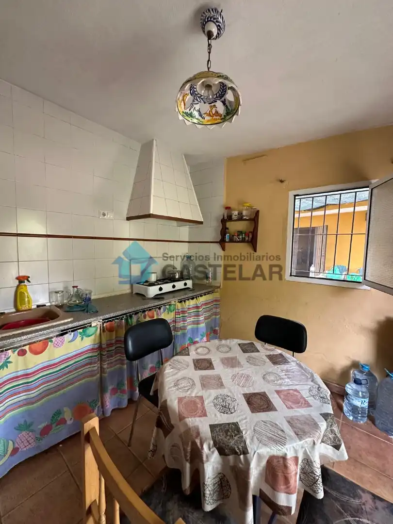 Cuina de Casa o xalet en venda en Oliva de la Frontera amb Moblat