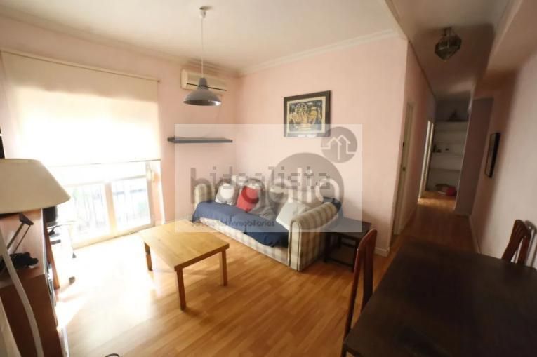 Living room of Flat to rent in  Sevilla Capital  with Air Conditioner, Terrace and Furnished
