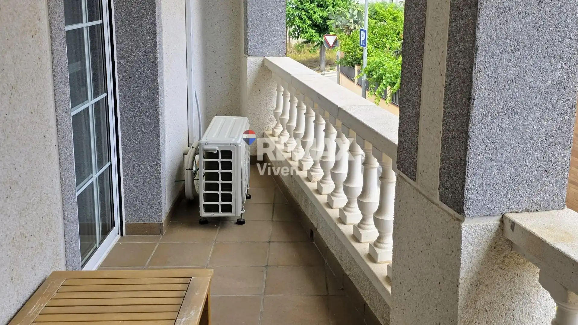 Terrassa de Casa adosada en venda en Vilanova i la Geltrú amb Aire condicionat, Jardí privat i Parquet
