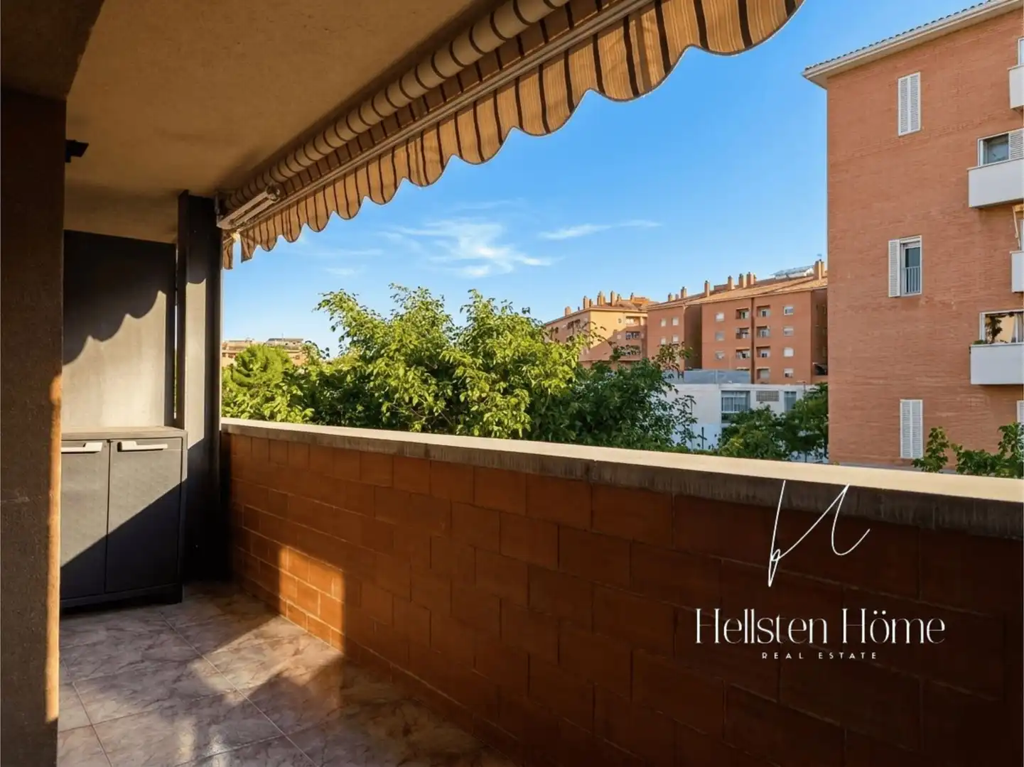 Terraza de Piso en venta en Santa Coloma de Cervelló con Aire acondicionado, Terraza y Trastero