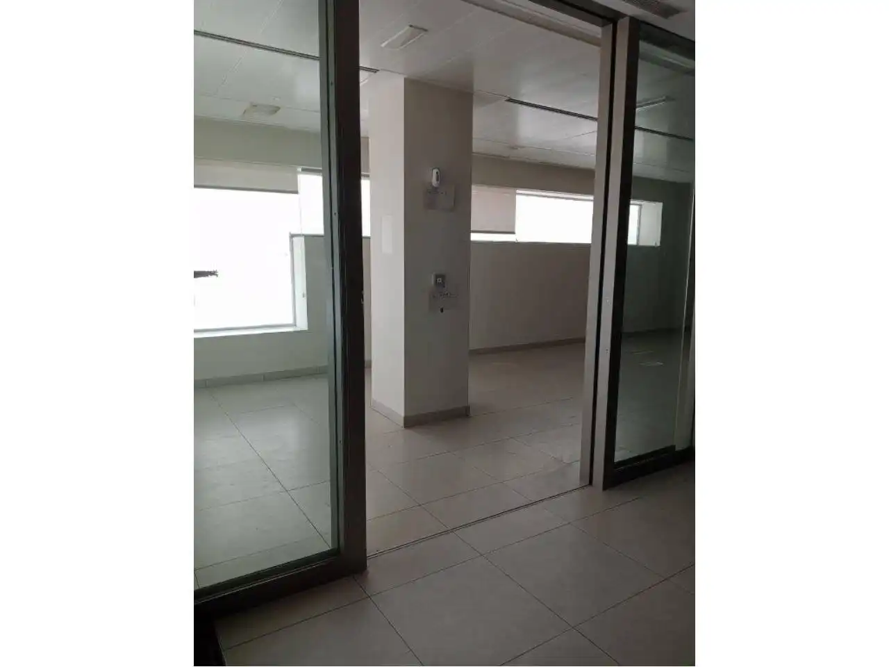 Business premises for sale in Plaza Mayor, imagen 11