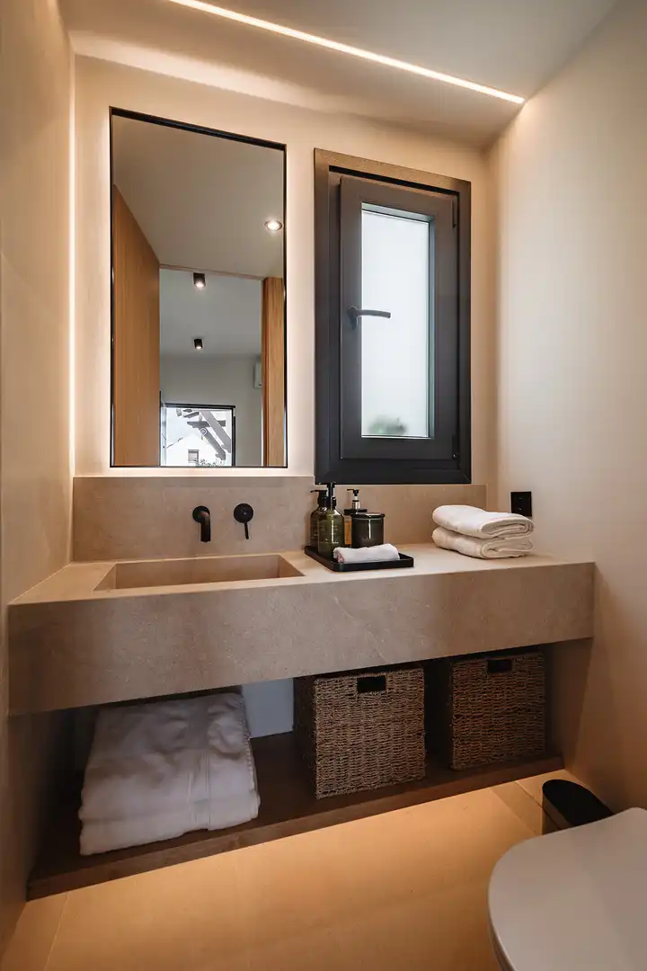 Baño de Casa o chalet en venta en Marbella con Aire acondicionado, Jardín privado y Terraza