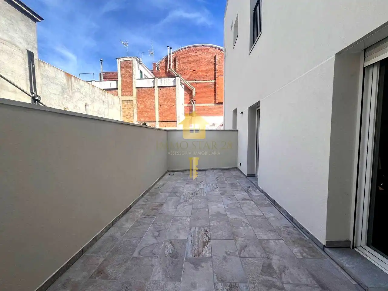Terrasse von Wohnung zur Miete in Centre