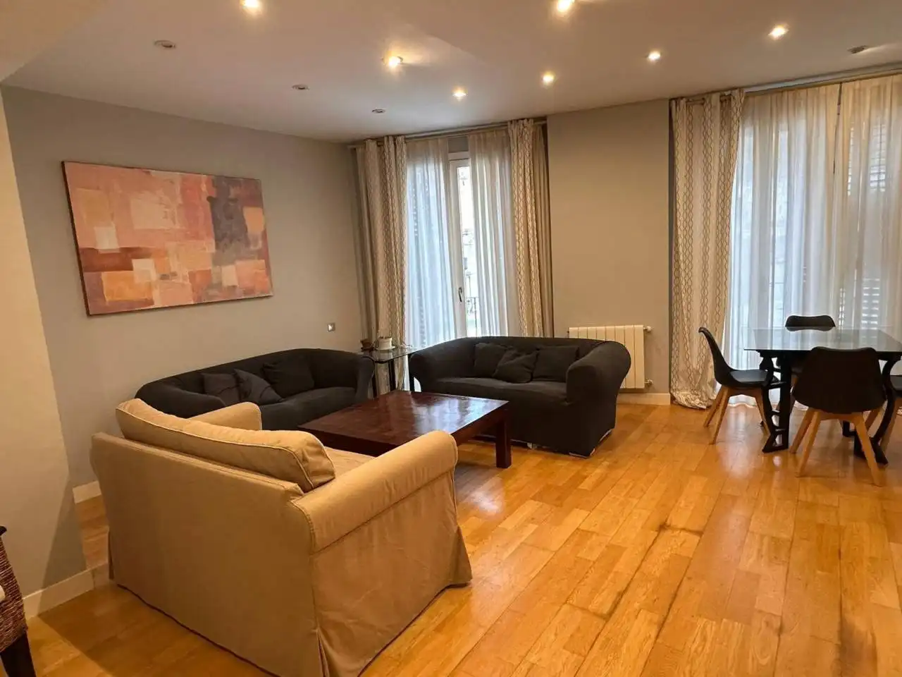 Living room of Flat for sale in Badajoz  with Air Conditioner, Heating and Parquet flooring