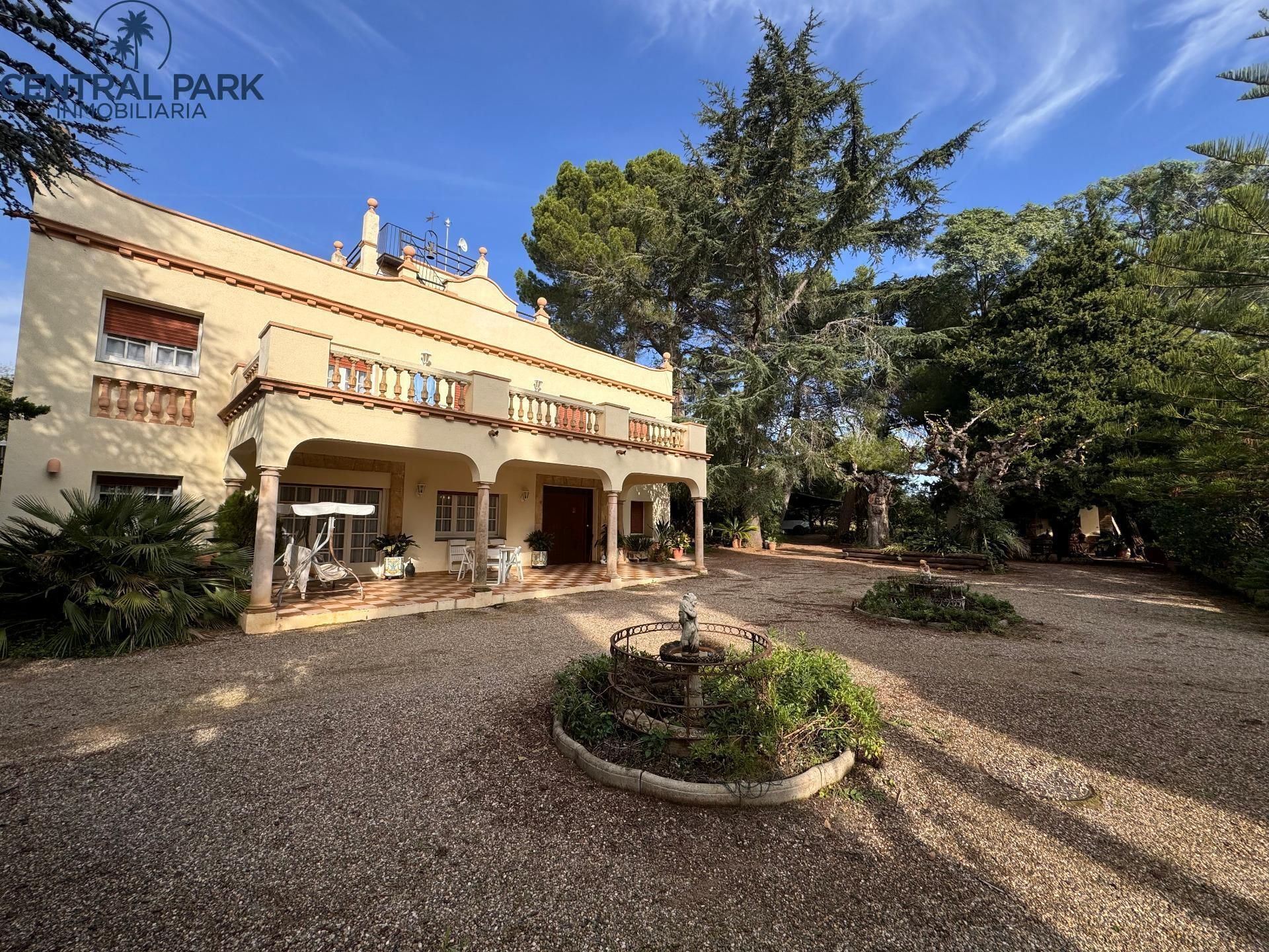 Jardí de Finca rústica en venda en Reus amb Aire condicionat, Calefacció i Jardí privat