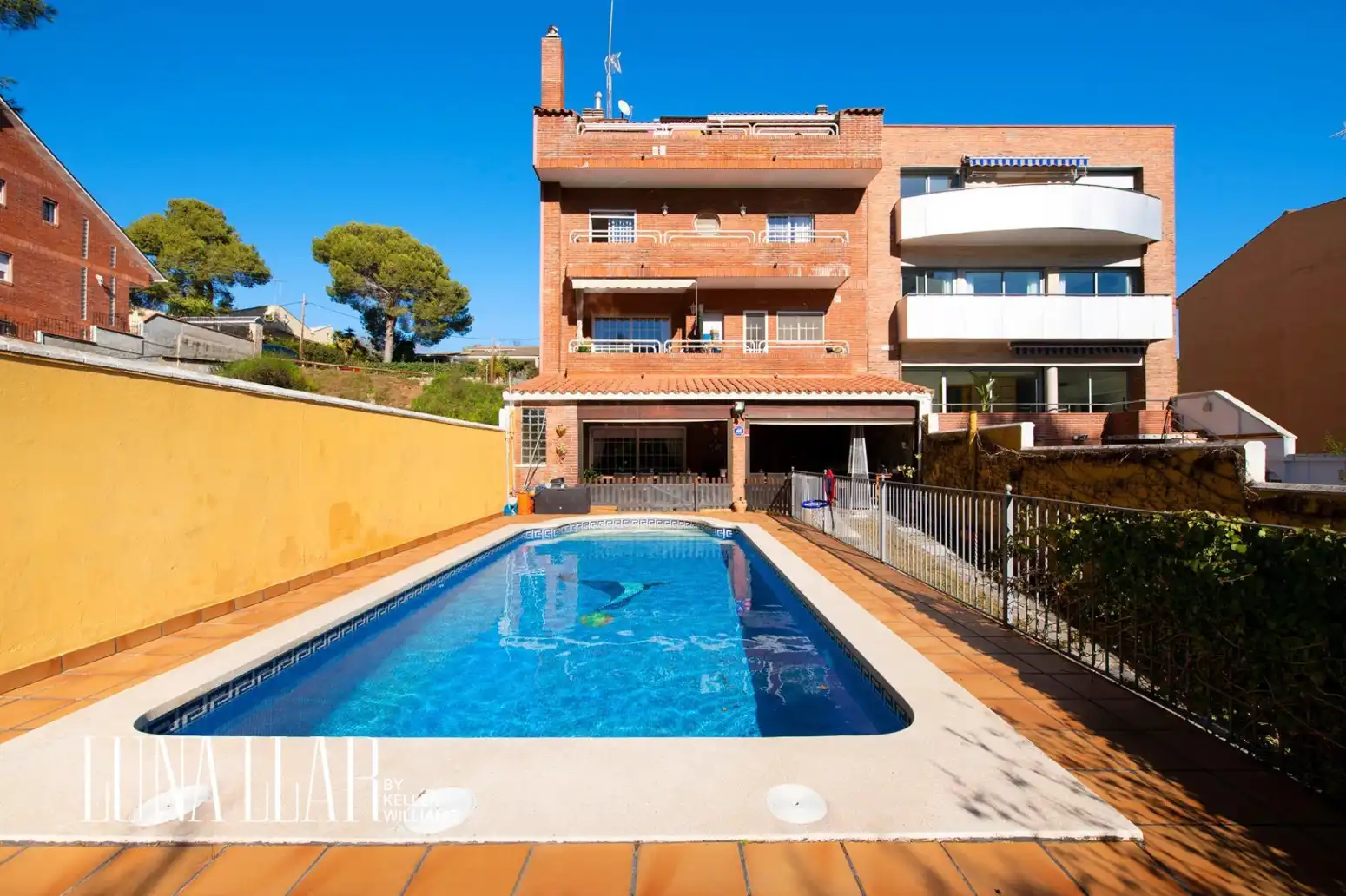 Exterior view of Houses for sale in Gavà  with Heating, Parquet flooring and Terrace