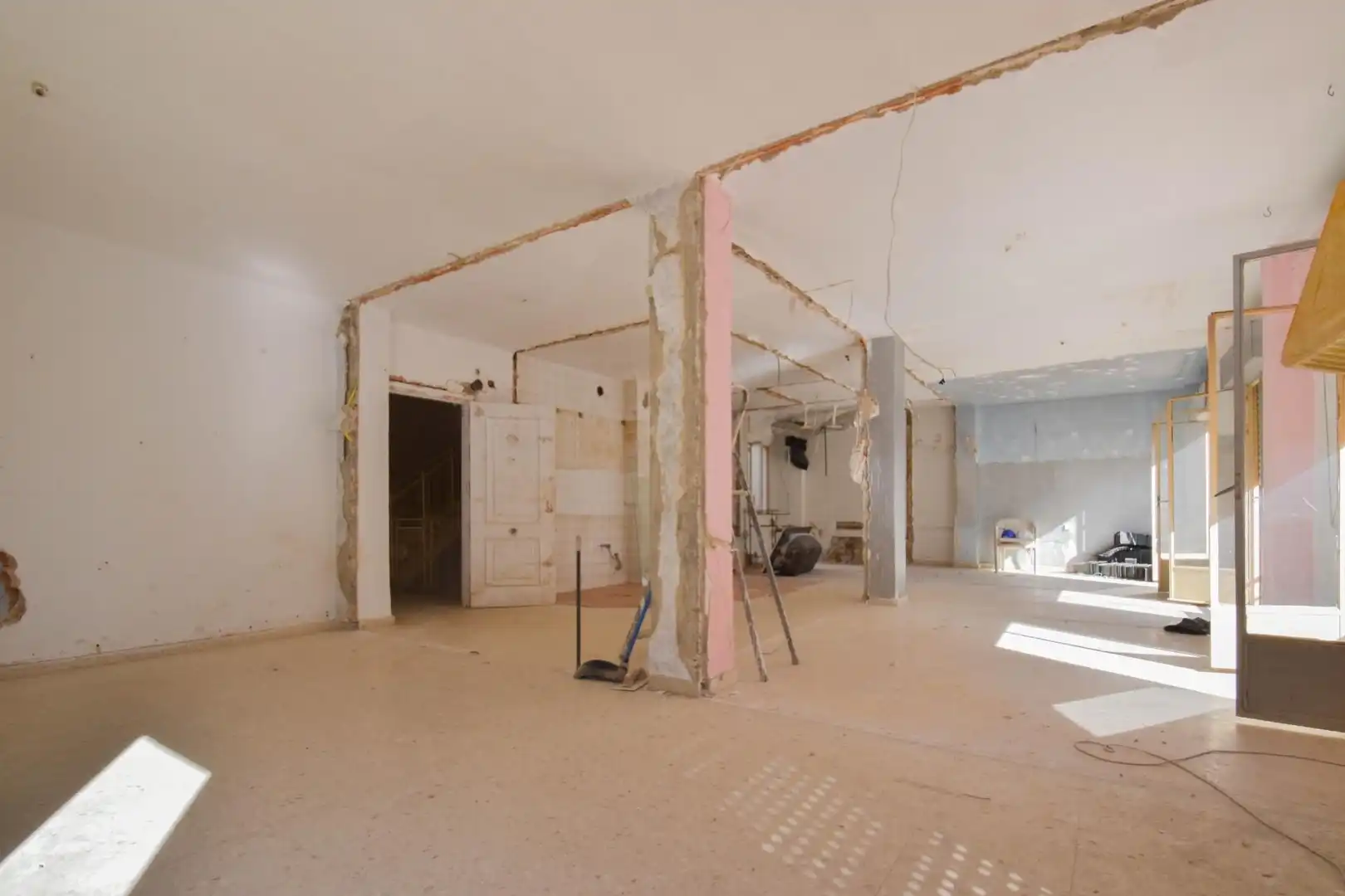 Edificio en venta en Huétor Vega
