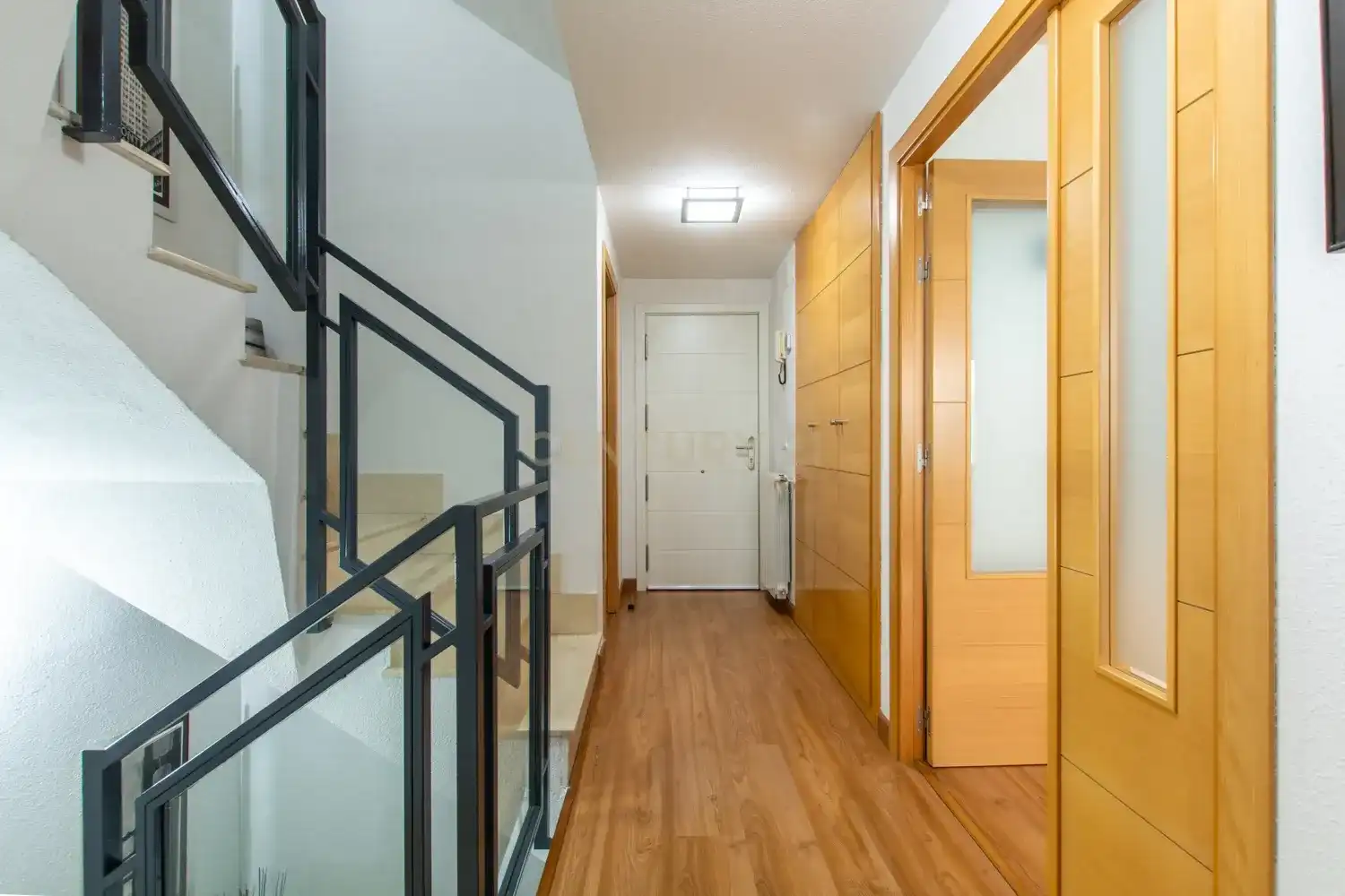 Detached homes for sale in Parla  with Air Conditioner, Storage room and Swimming Pool