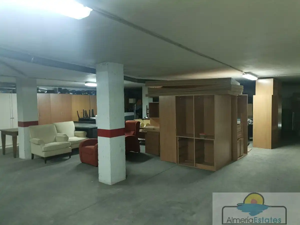 Business premises for sale in albox