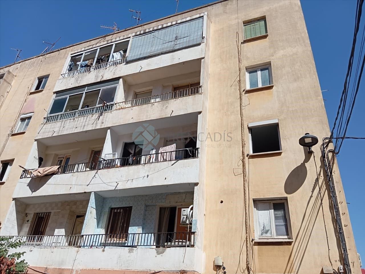 Vista exterior de Piso en venta en Torrent