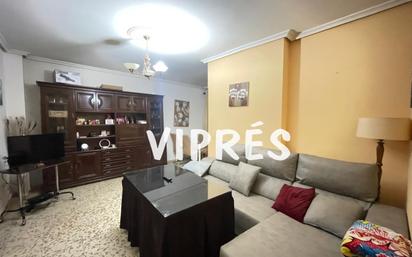 Living room of Flat for sale in Cáceres Capital