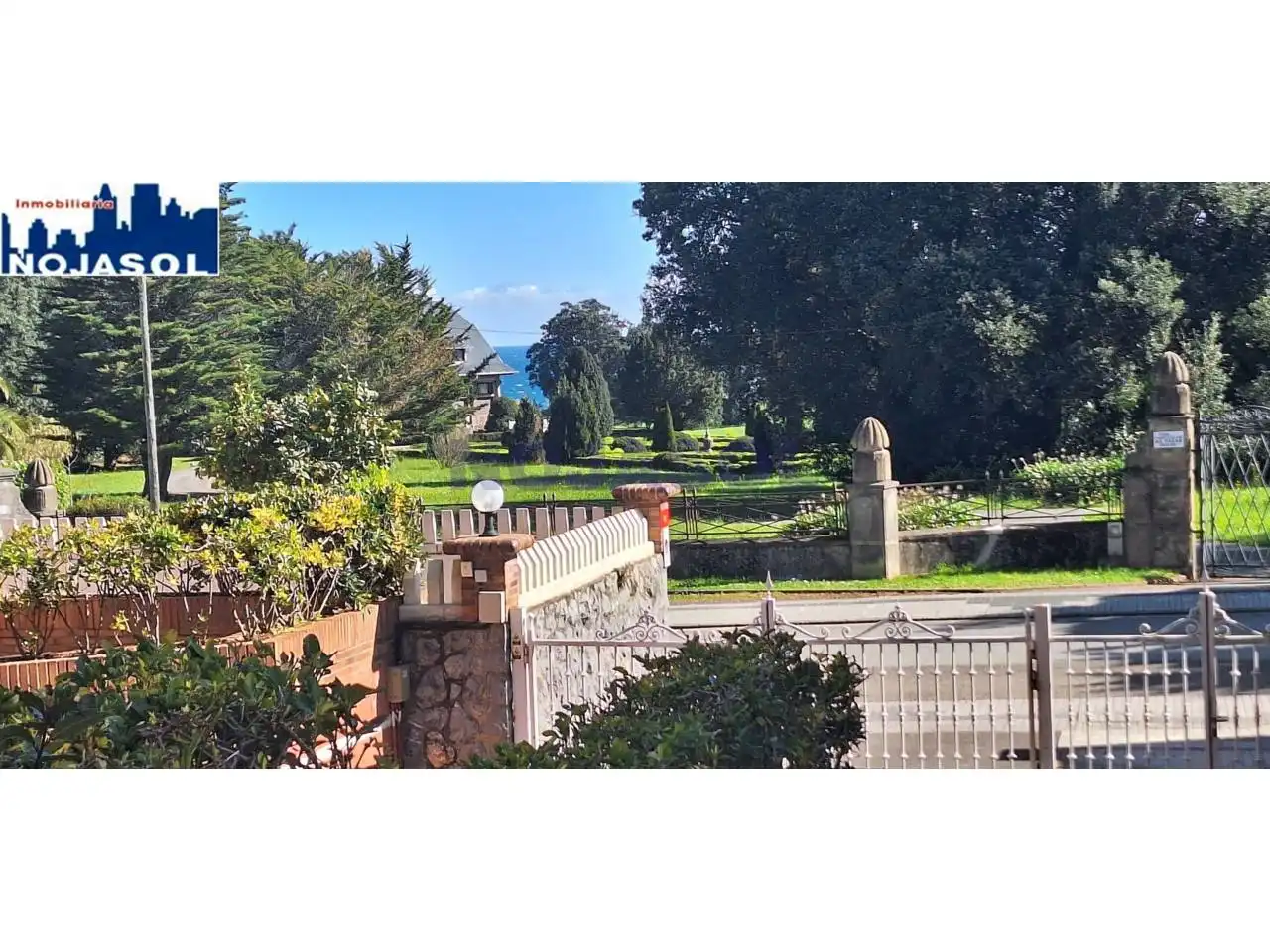 Jardí de Apartament de lloguer en Noja amb Calefacció, Terrassa i Moblat