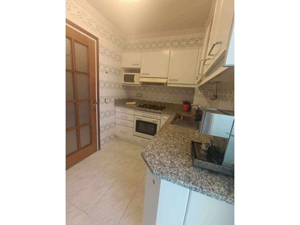 Kitchen of Flat for sale in Girona Capital  with Heating, Balcony and Alarm