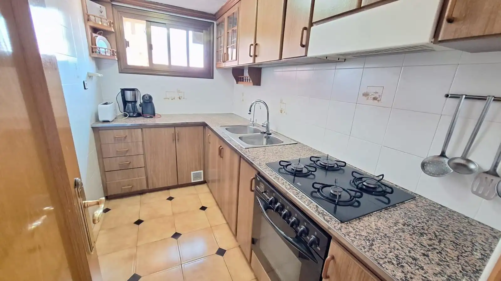 Cocina de Piso en venta en Badalona con Aire acondicionado, Calefacción y Amueblado