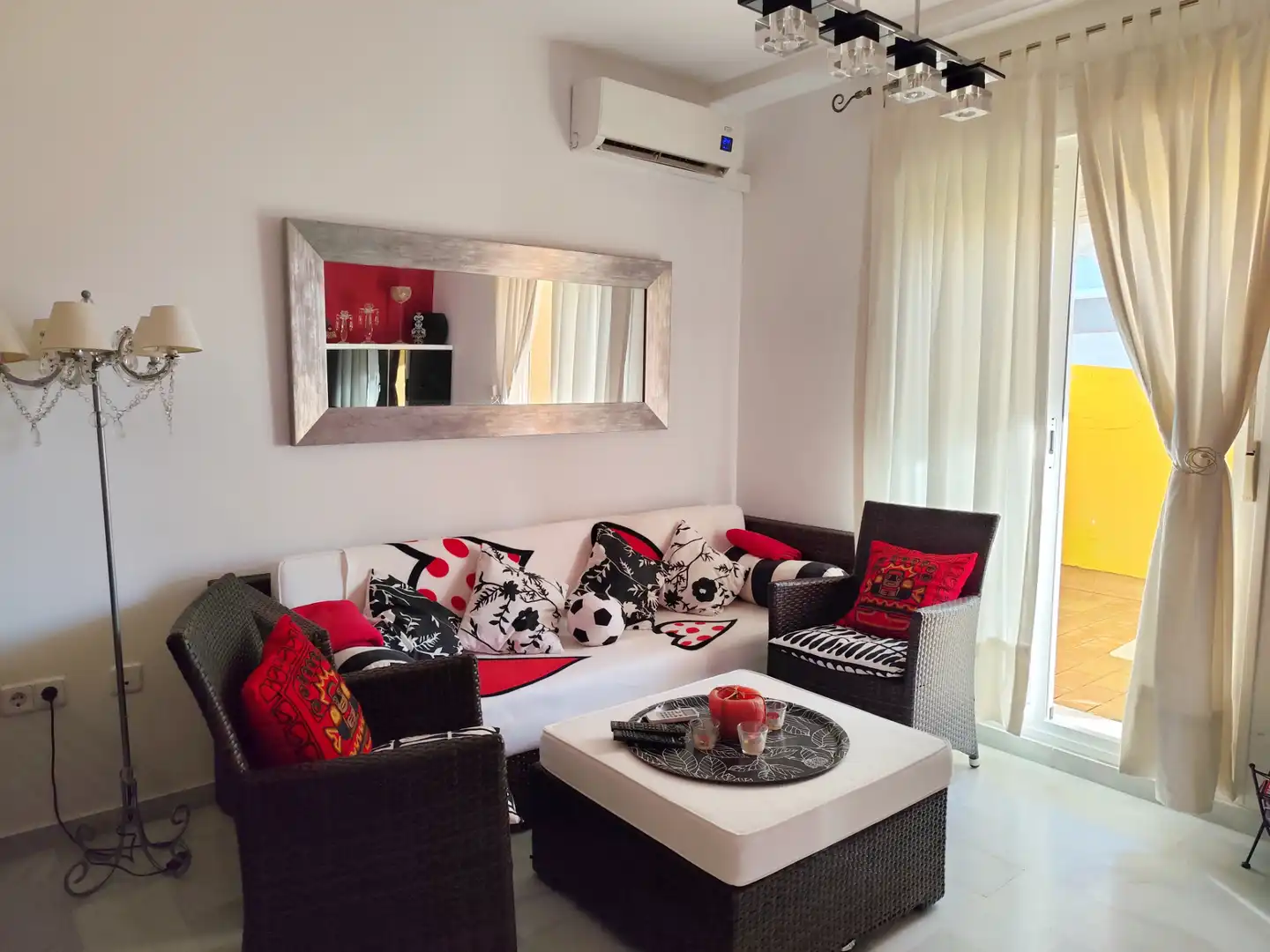 Wohnzimmer von Dachboden zur Miete in Sanlúcar de Barrameda mit Klimaanlage, Heizung und Terrasse