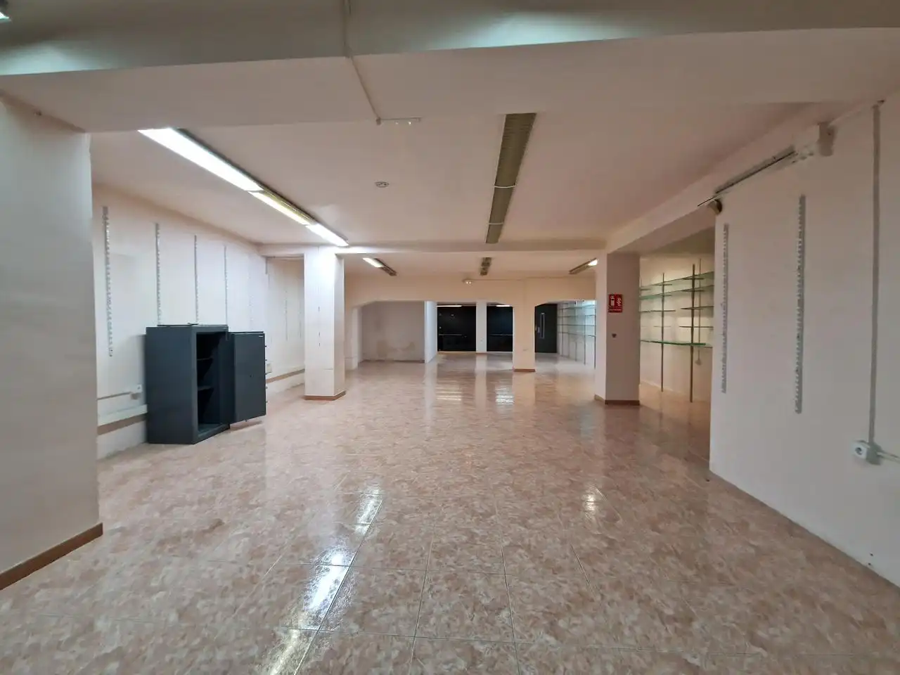 Local comercial en venda a Carrer de la Unió, imagen 6