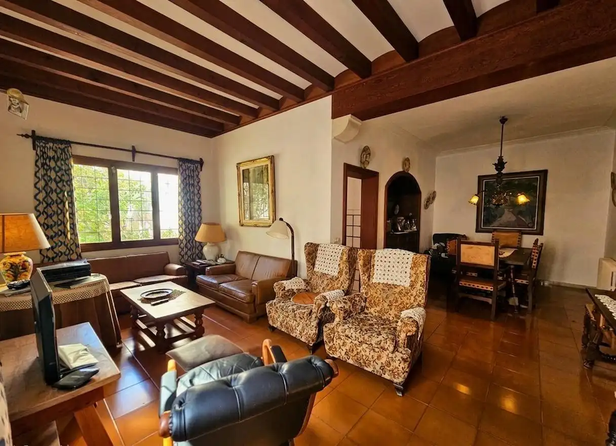 Sala d'estar de Casa o xalet en venda en Llucmajor amb Calefacció, Jardí privat i Terrassa