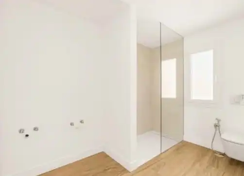 Baño de Casa adosada en venta en Marbella con Aire acondicionado, Calefacción y Terraza