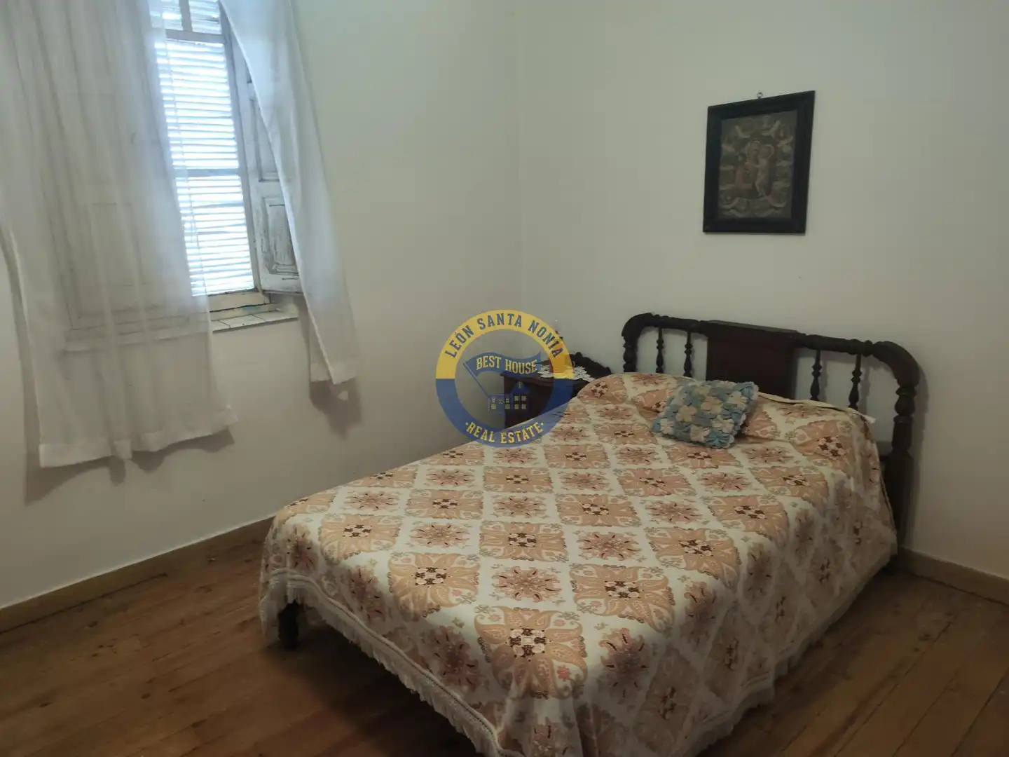 Schlafzimmer von Haus oder Chalet zum Verkauf in León Capital  mit Privatgarten