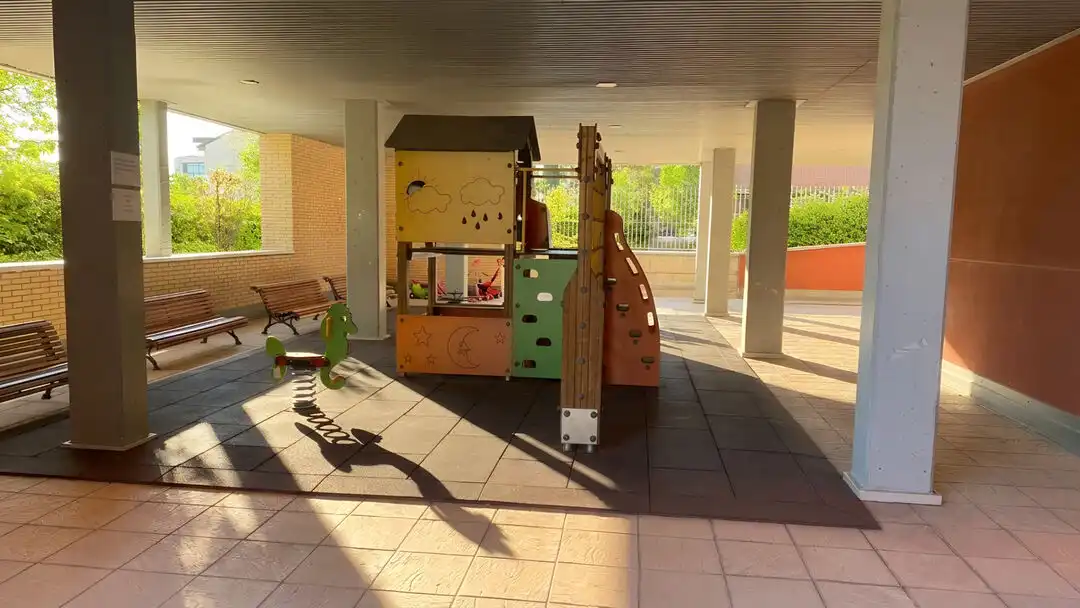 Terrace of Flat for rent in Madrid  with Air Conditioner, Heating and Private garden