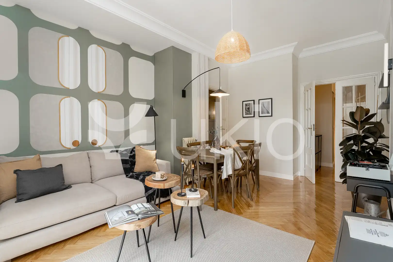Sala d'estar de Apartament de lloguer en Madrid amb Aire condicionat, Calefacció i Moblat