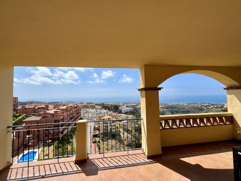 Exterior view of Flat for sale in Mijas  with Air Conditioner, Internet and Community pool