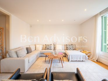 Wohnung mit Balkon zum Verkauf in Rambla de Catalunya