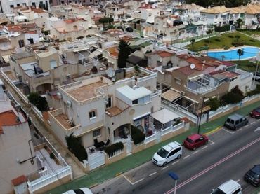 Dúplex amb piscina en venda a Los Balcones - Los Altos