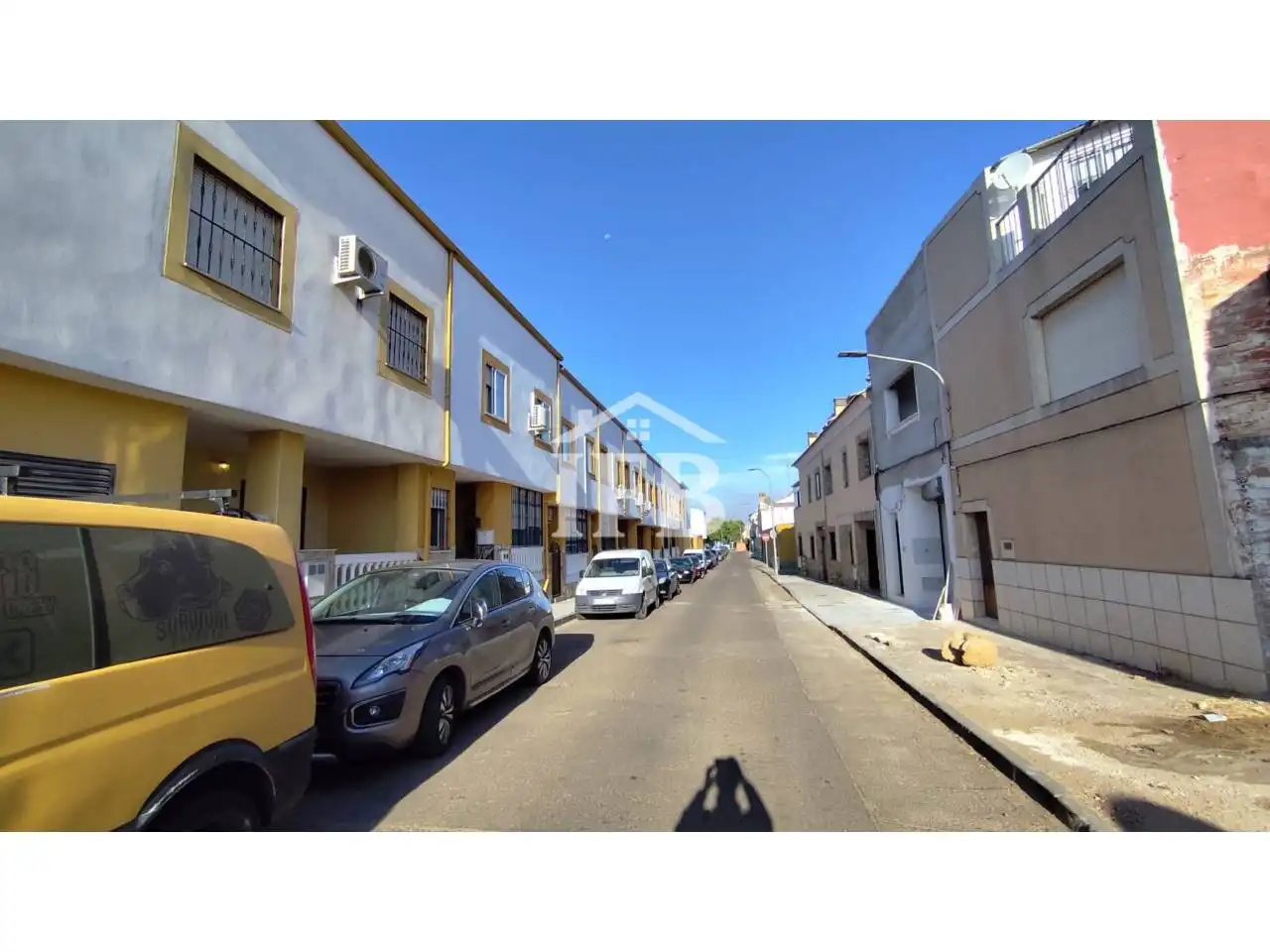 Vista exterior de Casa adosada en venda en Badajoz amb Aire condicionat, Calefacció i Terrassa