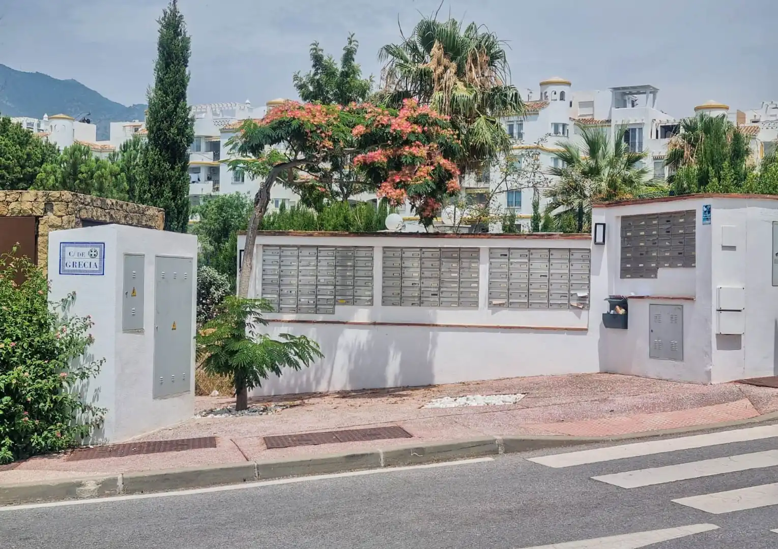 Vista exterior de Garatge en venda en Benalmádena