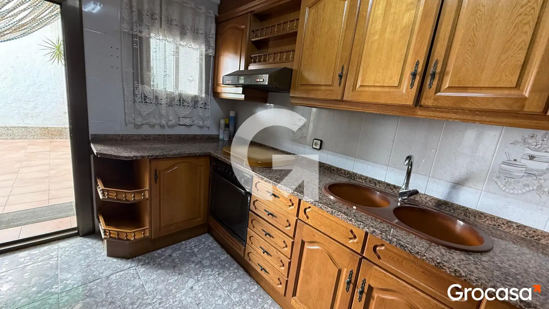 Kitchen of Flat for sale in Mataró  with Air Conditioner, Terrace and Oven