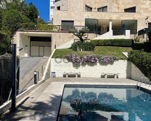 Piscina de Dúplex de lloguer en Santander amb Terrassa