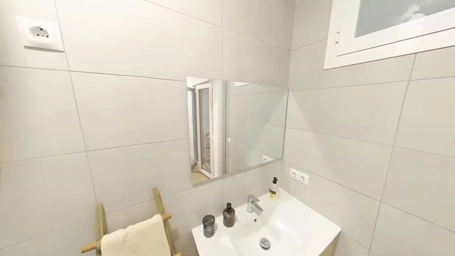 Flat for rent in Calle de Caravaca, Embajadores - Lavapiés