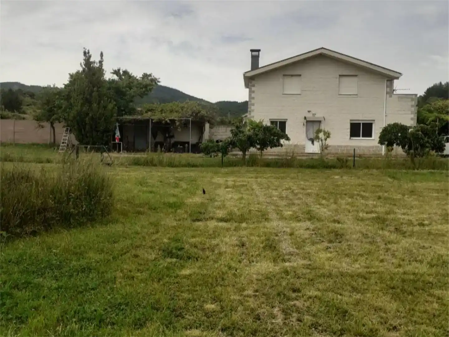 Casa o chalet en venta en Arganza con Jardín privado, Trastero y Piscina