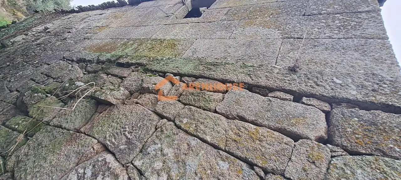 Casa amb terrassa en venda a Amoeiro, imagen 5