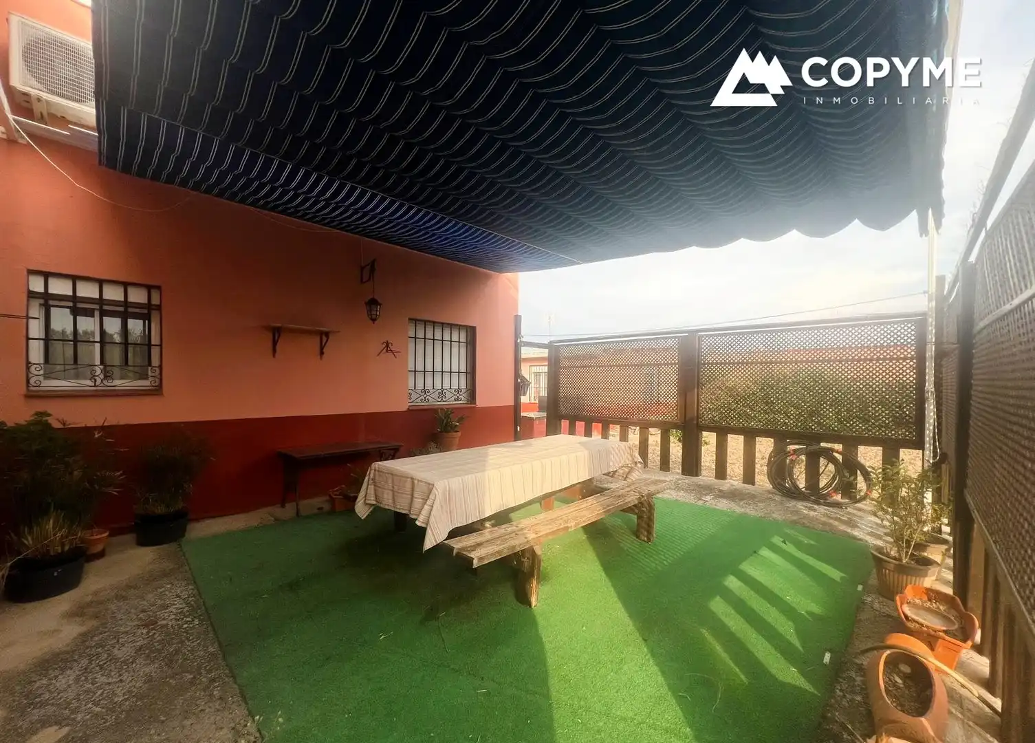 Terraza de Casa o chalet en venta en Novés con Aire acondicionado, Calefacción y Jardín privado