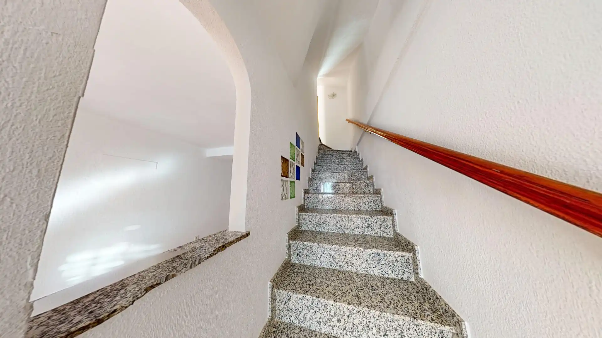 Casa adosada en venda en Orihuela amb Jardí privat, Terrassa i Balcó
