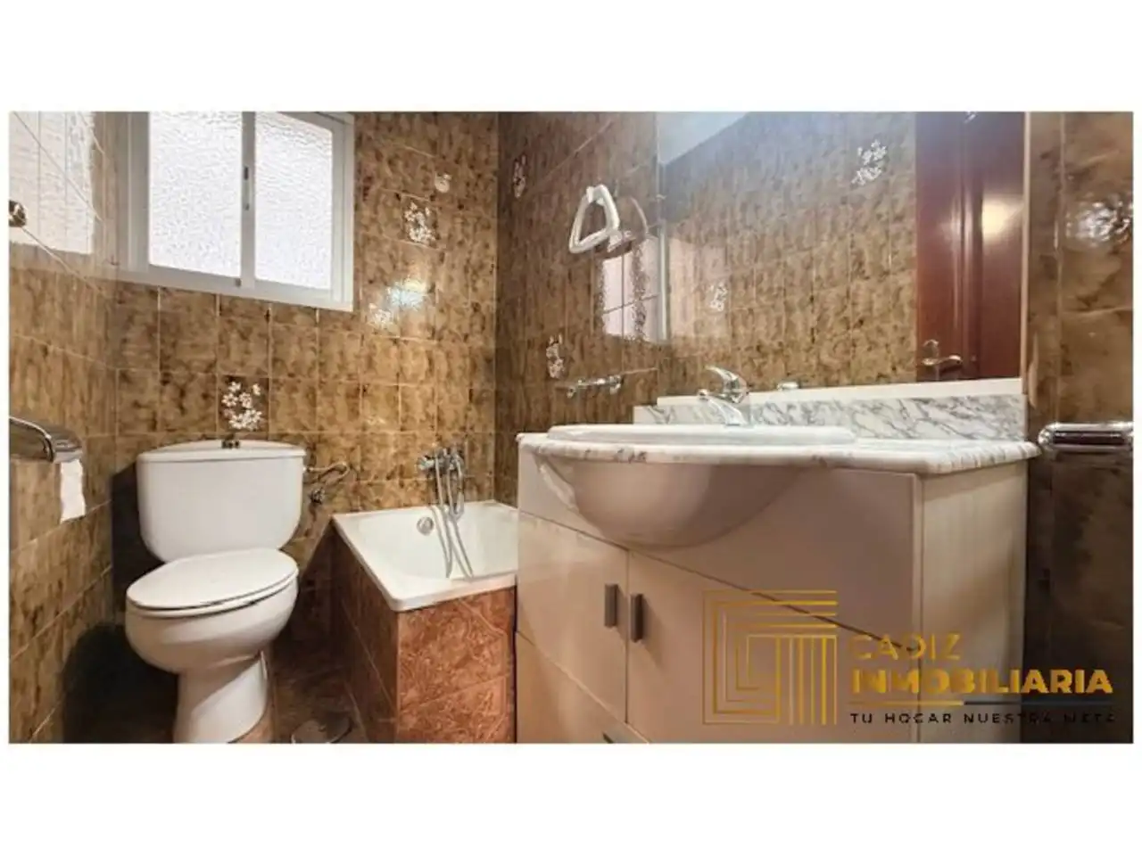 Bathroom of Apartments for sale in Cádiz  with Terrace