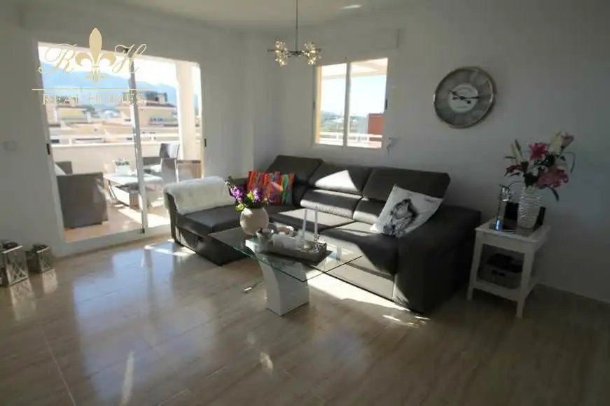 Sala de estar de Ático de alquiler en L'Alfàs del Pi con Aire acondicionado, Terraza y Piscina