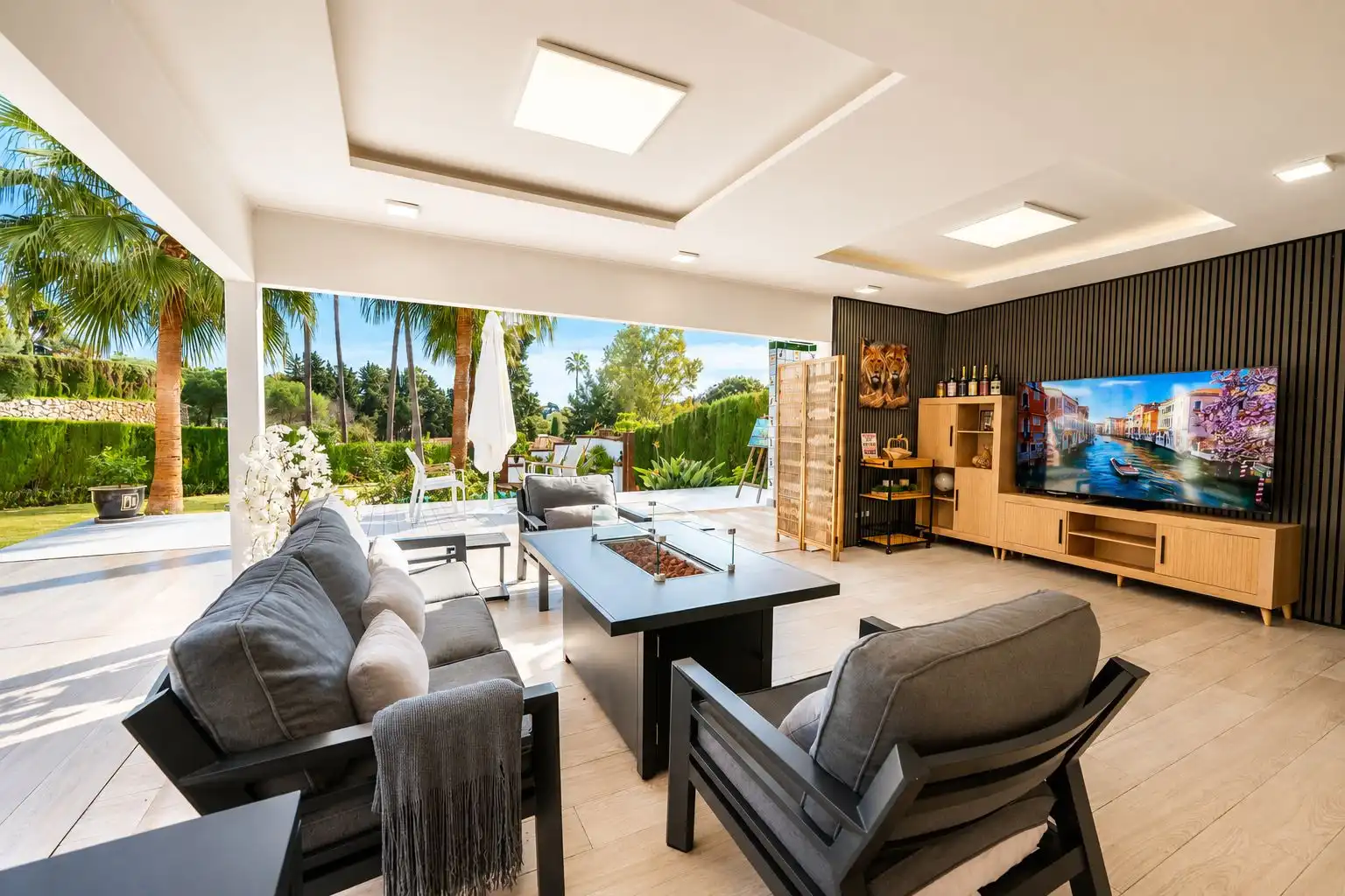Terrace of Houses for rent in Benahavís  with Air Conditioner, Private garden and Terrace