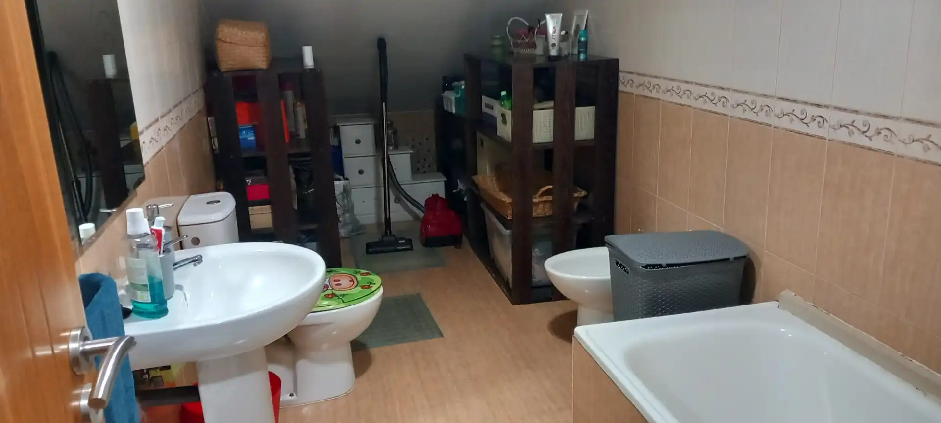 Baño de Piso en venta en Catoira con Jardín privado, Terraza y Amueblado