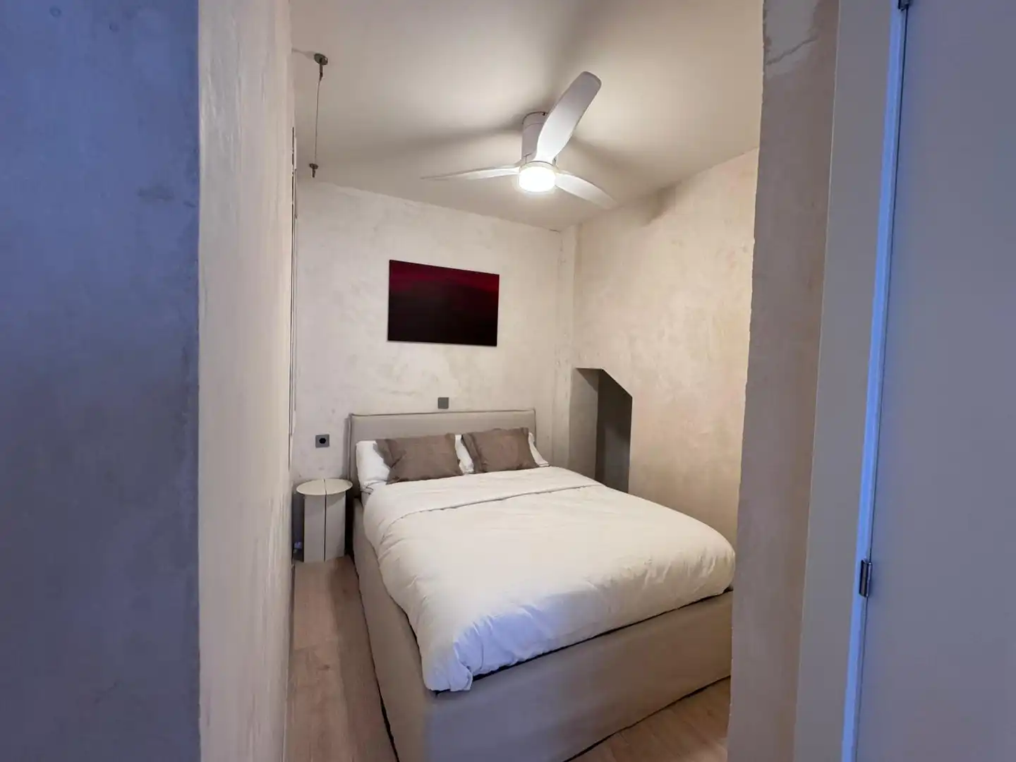 Dormitori de Apartament de lloguer en Málaga amb Moblat i Rentadora