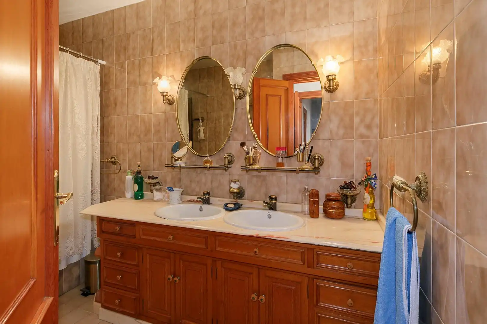 Baño de Edificio en venta en Baza